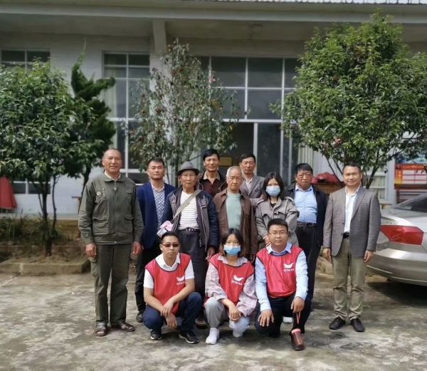 入住老人抵达养老机构