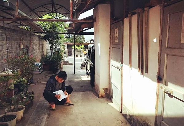 凤庆县全面摸排整改农村厕所问题