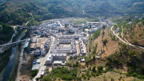 雪山镇鸟瞰图2020年5月