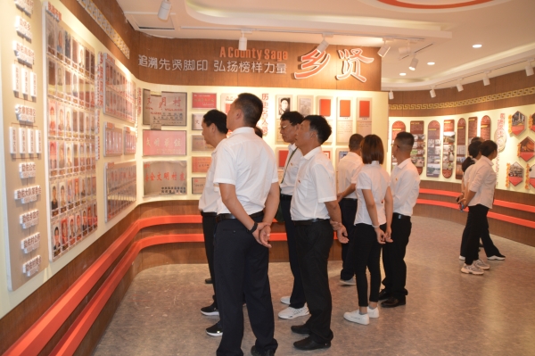凤庆县民族宗教事务局到“陶古驿、金色水乡”勐佑镇红色教育基地开展“传承红色基因 弘扬奋斗精神”现场学习体验活动