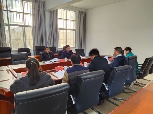 凤庆县教育体育局领导班子召开“不忘初心、牢记使命”暨汲取秦光荣案深刻教训专题民主生活会