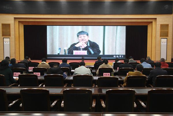 我县组织参加全市农村人居环境整治提升工作推进会和农业农村主要经济指标视频调度会并召开会议安排部署具体工作