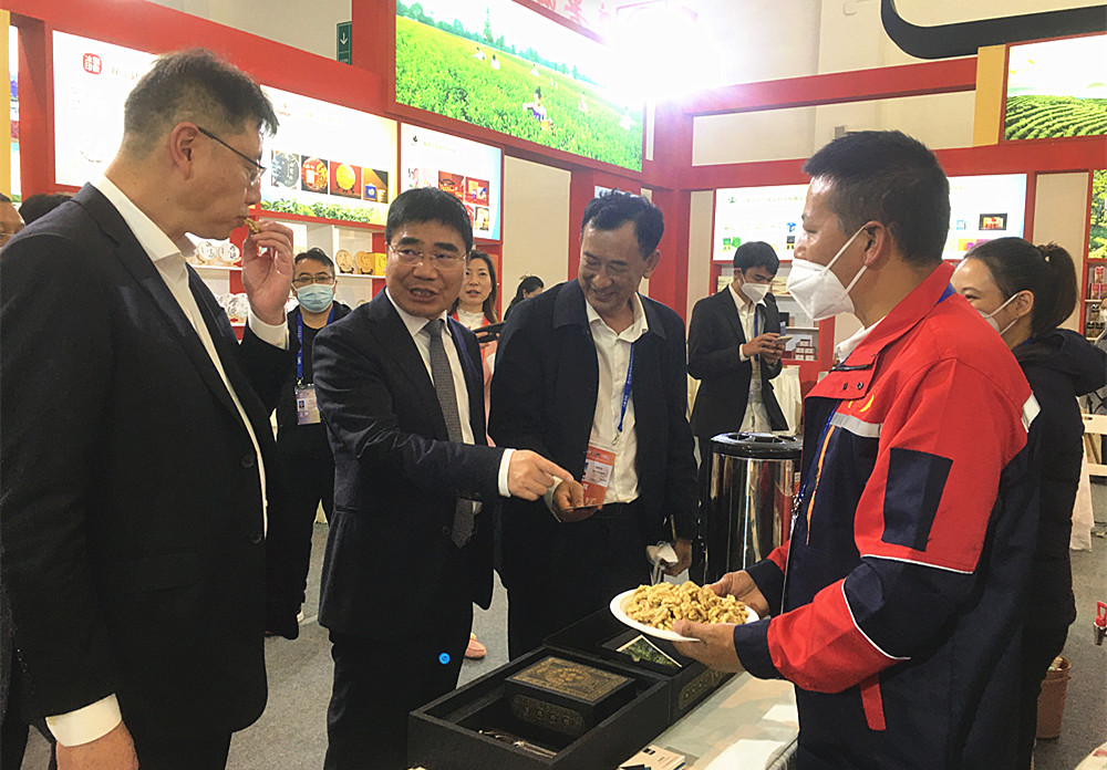 凤庆县优质农产品亮相南博会
