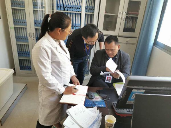 凤庆县医疗保障局开展全覆盖现场督导检查，切实维护医保基金安全运行