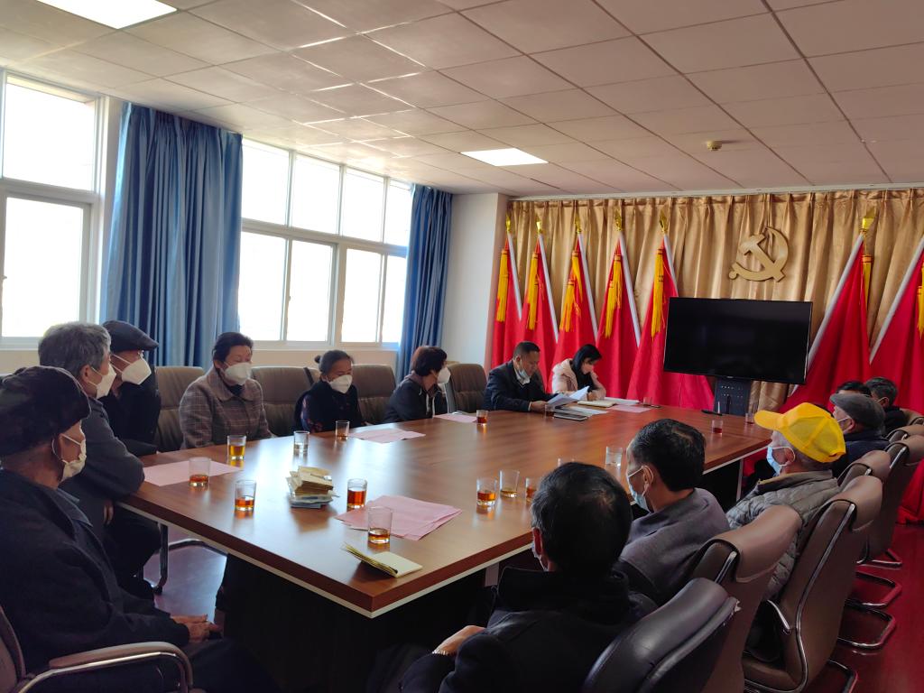  县政府办公室召开2023年迎新春退休干部职工座谈会